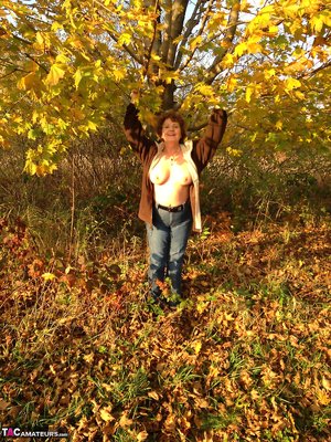 TAC Amateurs invite you to explore xxx pics featuring Busty Bliss xxx gallery 265773