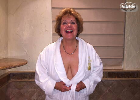 TAC Amateurs xxx photo collection featuring Busty Bliss has a hot shape