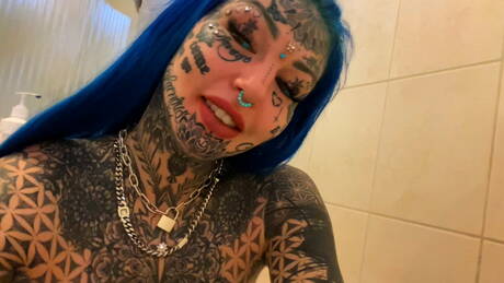 Alt Erotic invite you to explore a xxx photos with Amber Luke in sex scene with boy