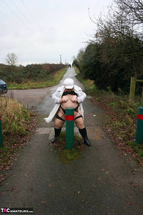 TAC Amateurs offers a free photo gallery with Lexie Cummings xxx gallery 266689